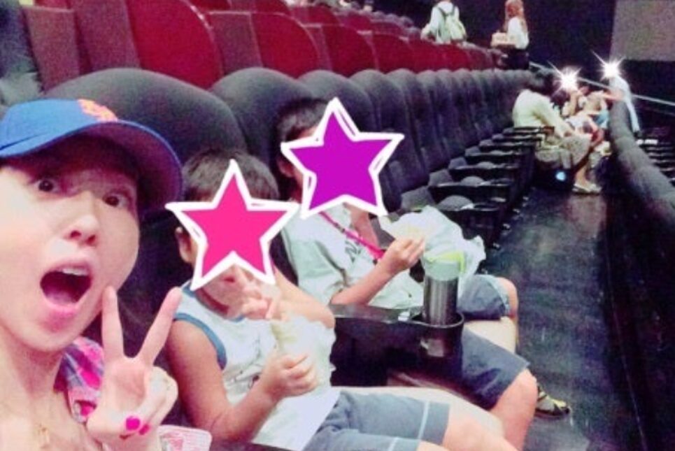 西山繭子と姉の子供