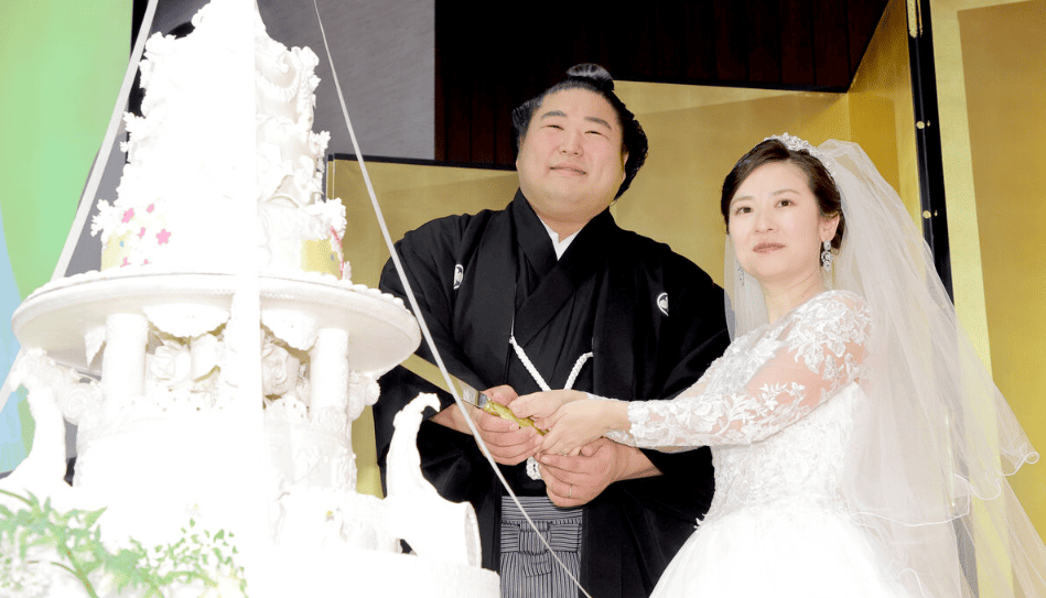 若元春と美岬夫人2025年2月11日結婚式