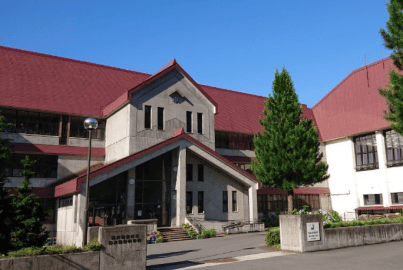 野沢温泉村立野沢温泉小学校