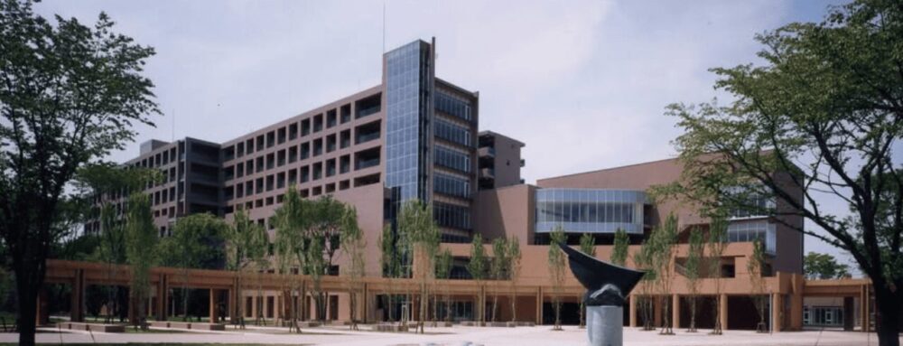 東京外国語大学